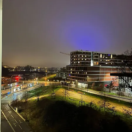 Cozy Near Tram - Center *